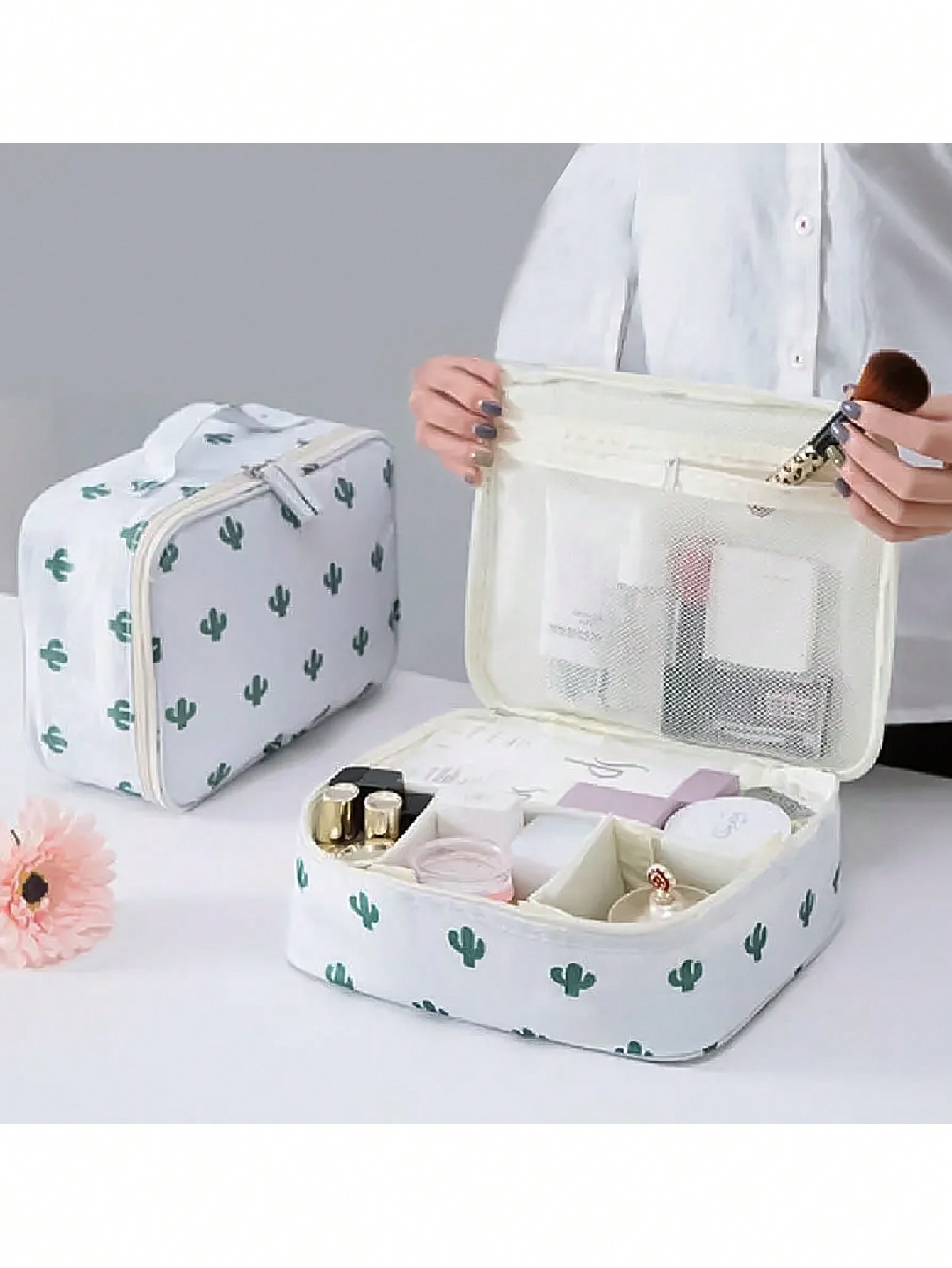 1 Pcs Cactus Print Waterproof  - Tech Accessories Travel Bag recension och pris